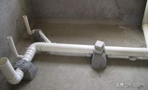 干湿分离卫生间马桶一定要移位吗,卫生间马桶位置不好咋做干湿分离