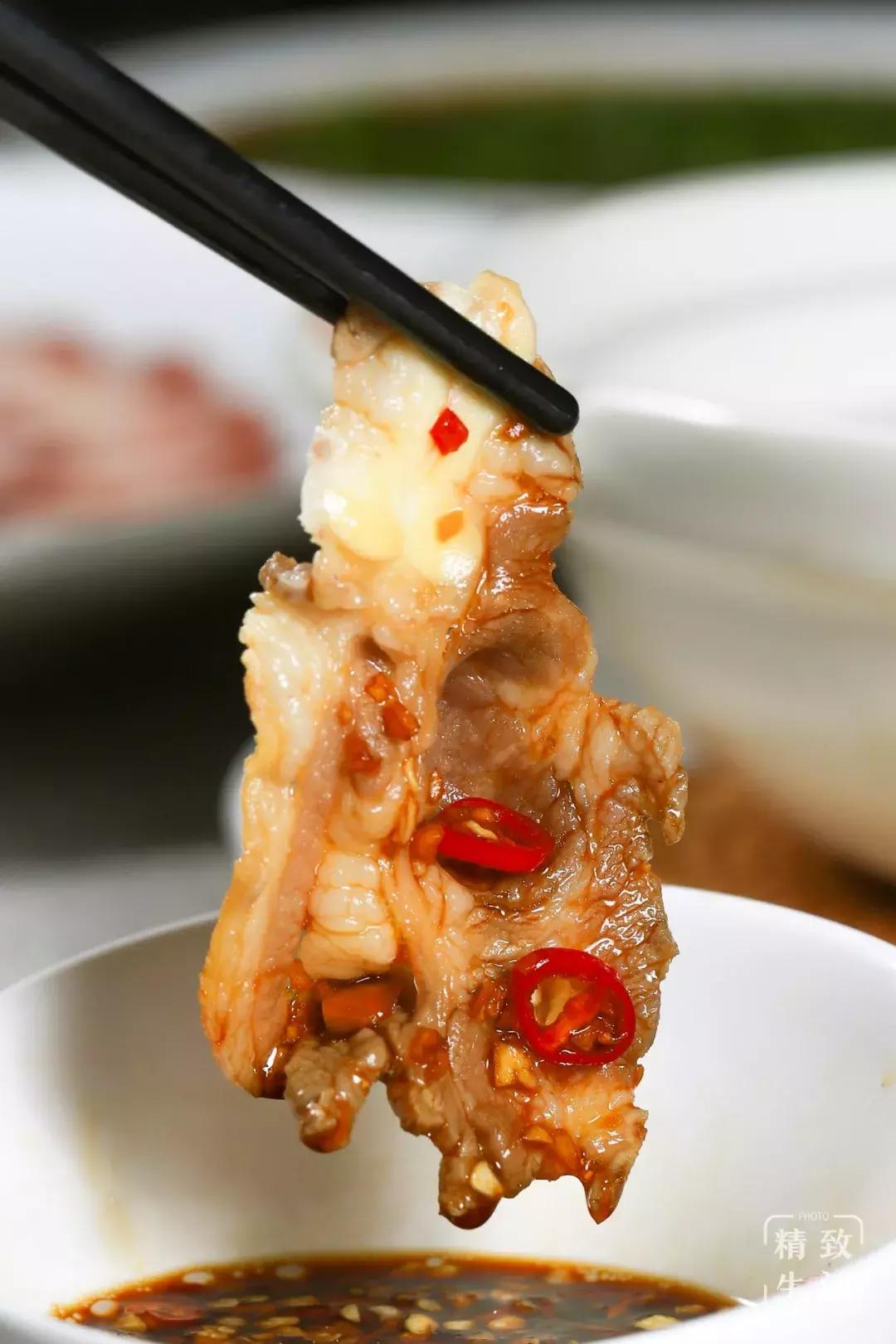 300公里外的“海鲜世家”登陆浦东！想吃要等8小时……