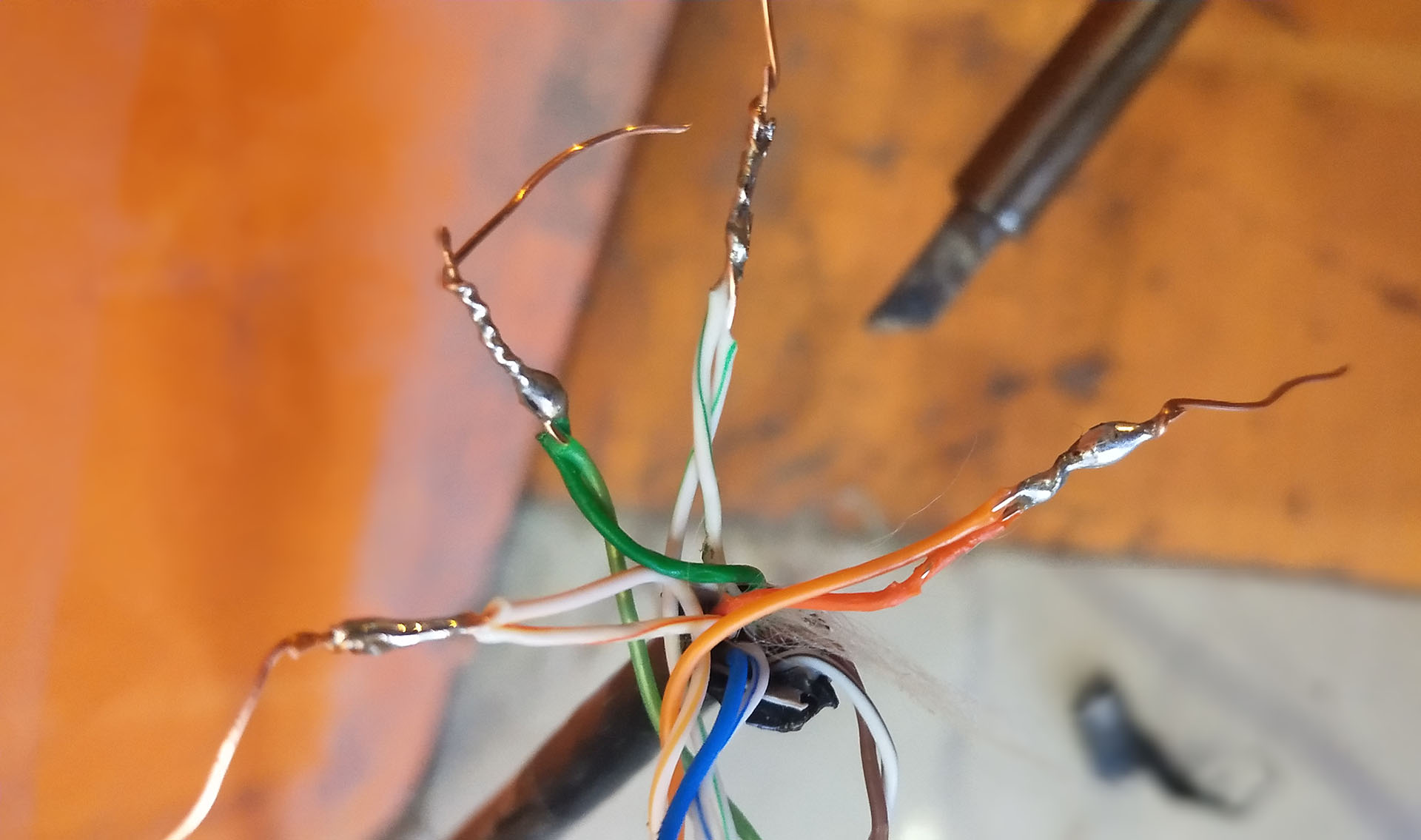 网线断了如何接，这种接法最好，保证用十年也不会出现故障