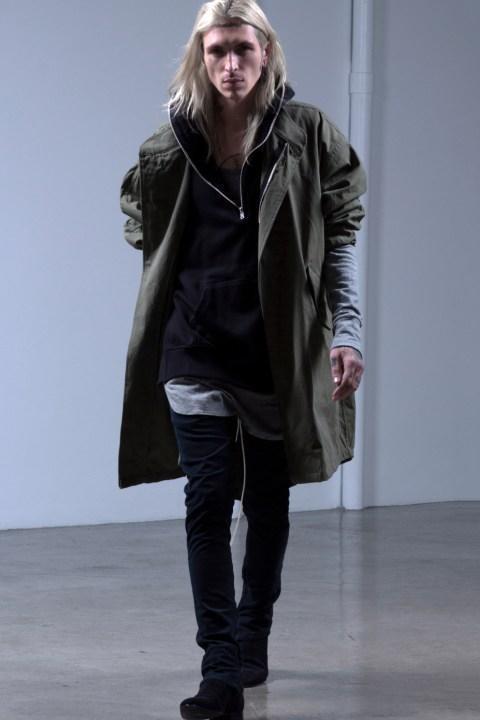 美国潮牌T恤,潮牌正品fearofgodessentials