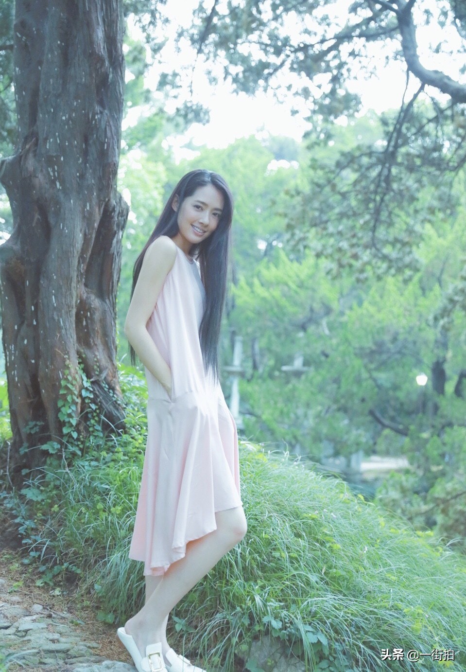 郭碧婷黑发飘扬完整版,郭碧婷黑长直披发照片