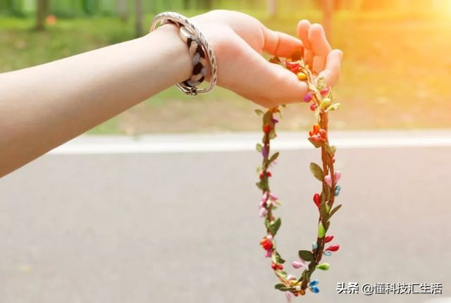 忙碌是治愈一切焦躁的良药,忙碌是治愈一切病态的良药