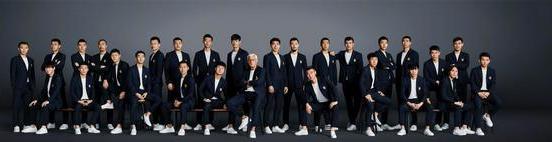 国足出征衣服,国足高颜值球服