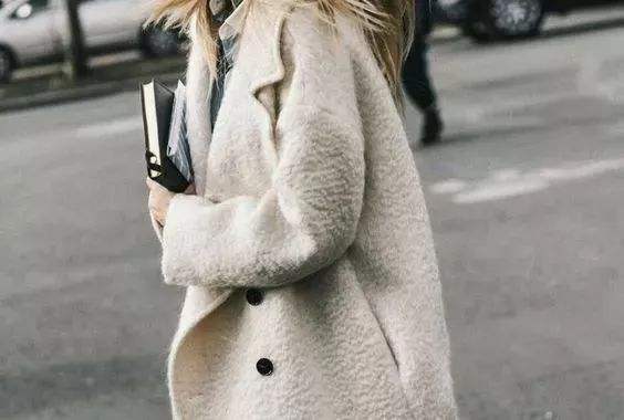 机洗的衣服有很多脏东西怎么办,很多毛毛的衣服机洗了会怎样