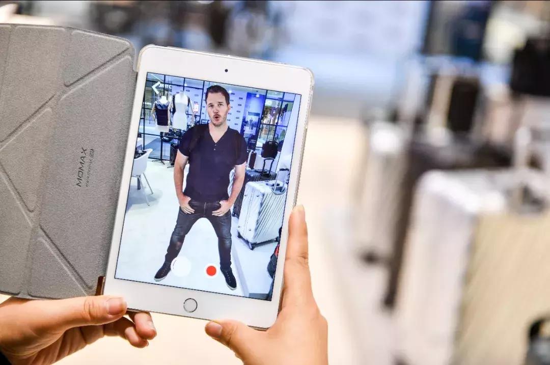 限时两个月：TUMI恒隆快闪店来了，“星爵”出没！