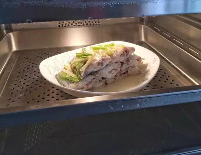 清蒸带鱼不腥的小窍门,家庭清蒸带鱼