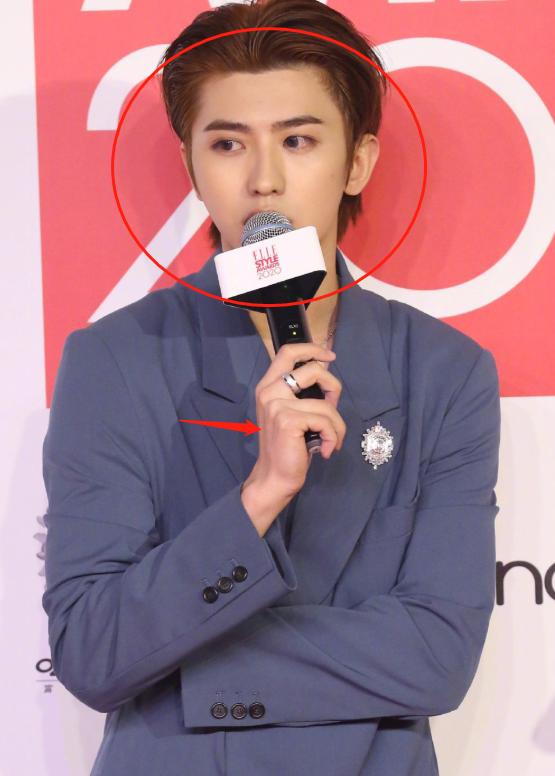 蔡徐坤受邀风尚大典,里衣失踪粉丝不淡定,生图神似男版芭比娃娃