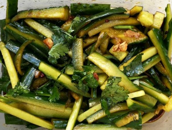 腌黄瓜脆的怎么腌,腌黄瓜简单低脂