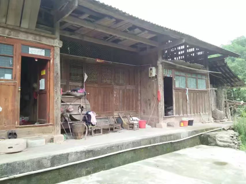 一个有吃有喝有玩的地方,旅游又可以吃又可以玩的地方