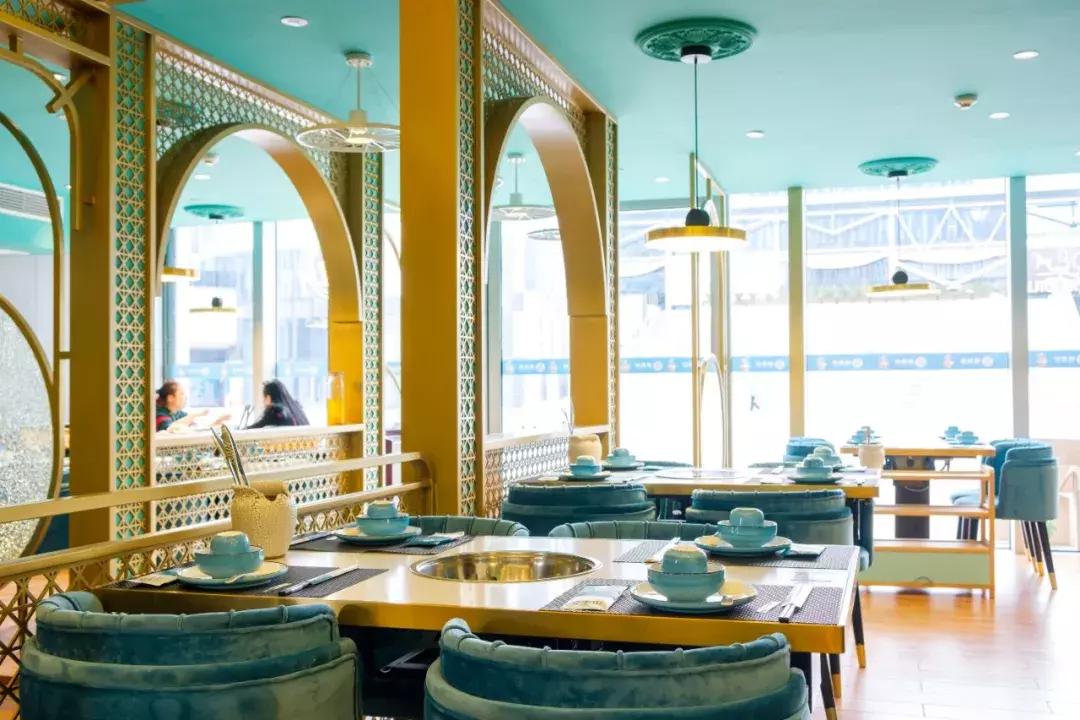 5.8折！魔都新开摩洛哥风「泰式海鲜火锅」，锅底、红膏蟹免费送