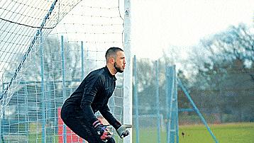 门将必会的三种接球技巧