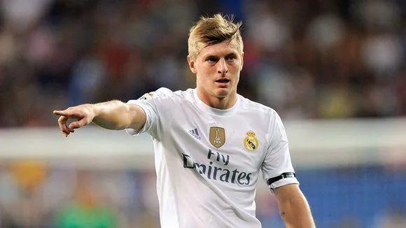 德国中场十大球员,英格兰十大伟大中场球员