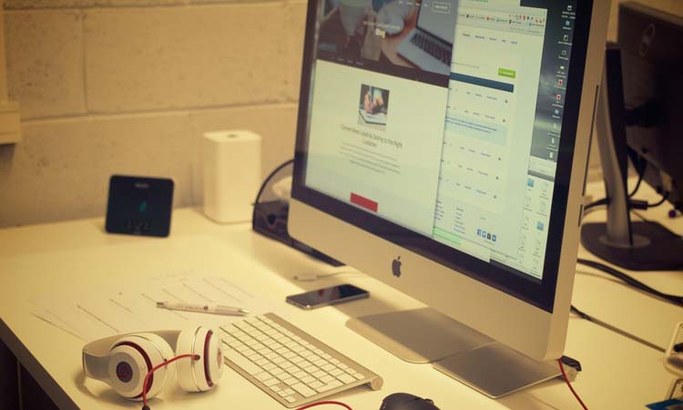 当领导听信小人说坏话该怎么办,遇到小人领导背地里使坏怎么办