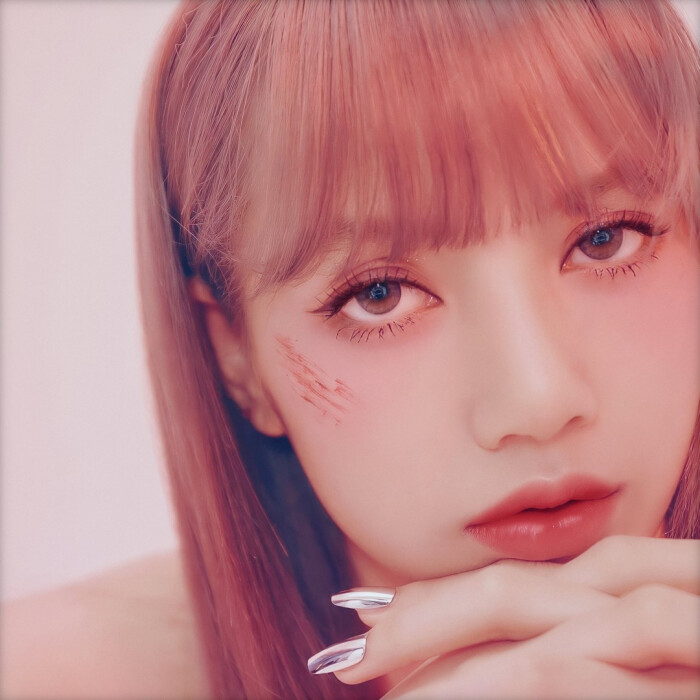 乃万造型无刘海,乃万剪刘海