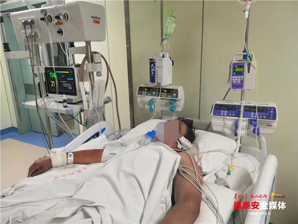 “不管怎样我都不会放弃父亲！”泰城52岁村民感染“乙脑”，儿子希望大家救救父亲