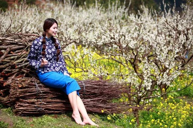 浜茶韩缁忓巻搴曞眰浜虹殑鐢熸椿,搴曞眰浜虹殑涓夌鍥板