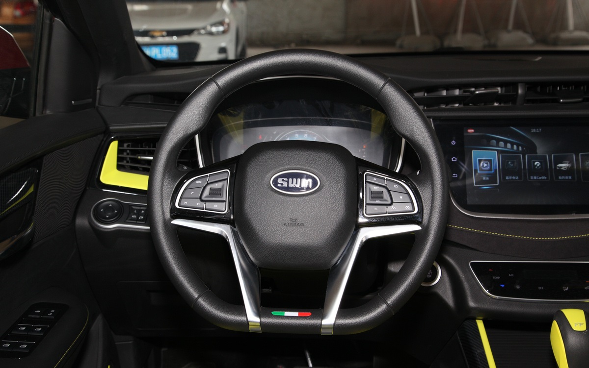 轴距2.7米的车,轴距2.65米以上的车