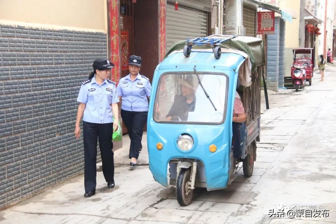 警察一个人上门询问正常吗,警察上门了解情况不说原因