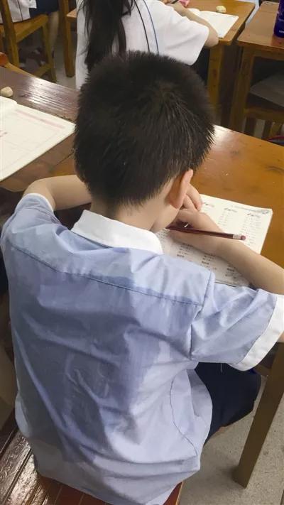 为什么pcora巴柯拉选用速干面料给宝贝做衣服?