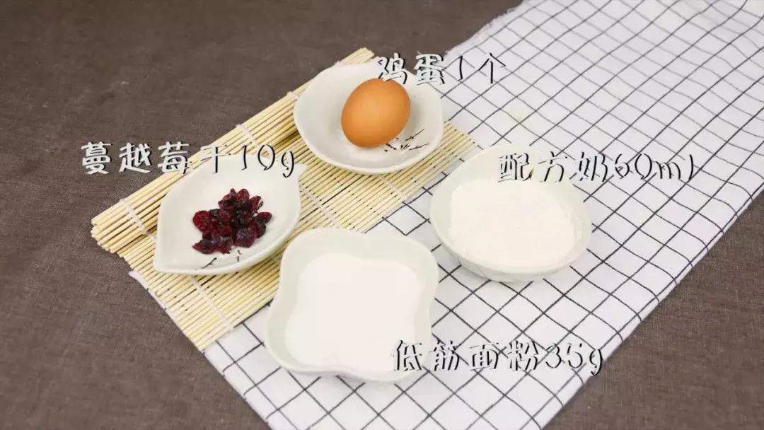 如何做小奶糕,新鲜出炉软糯香甜的小奶糕