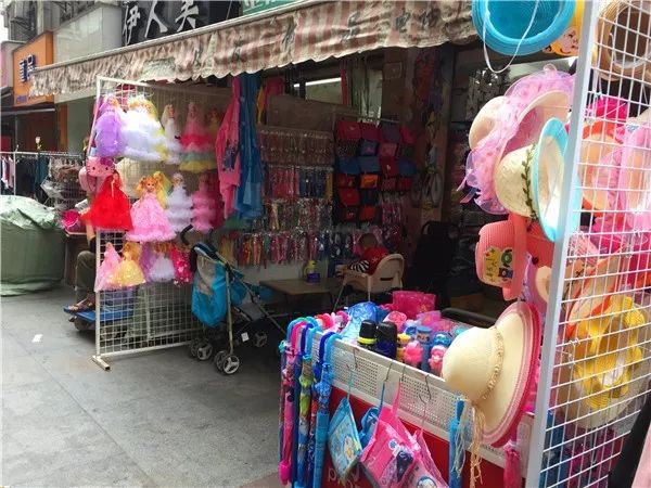 厦门10元店小商品最全批发市场,厦门最大的小商品批发市场在哪里