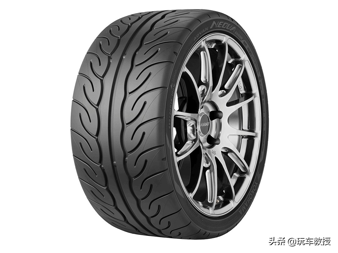 操控型和舒适型的轮胎哪个更耐磨,较省油和舒适性好的轮胎
