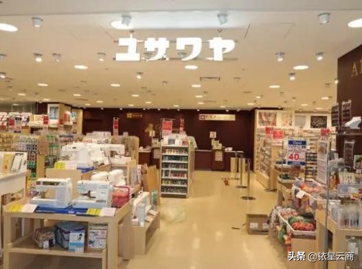 日本又现“神级”迷你购物中心