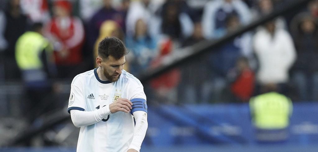 什么是球王梅西,为什么球星都觉得梅西是最佳球王