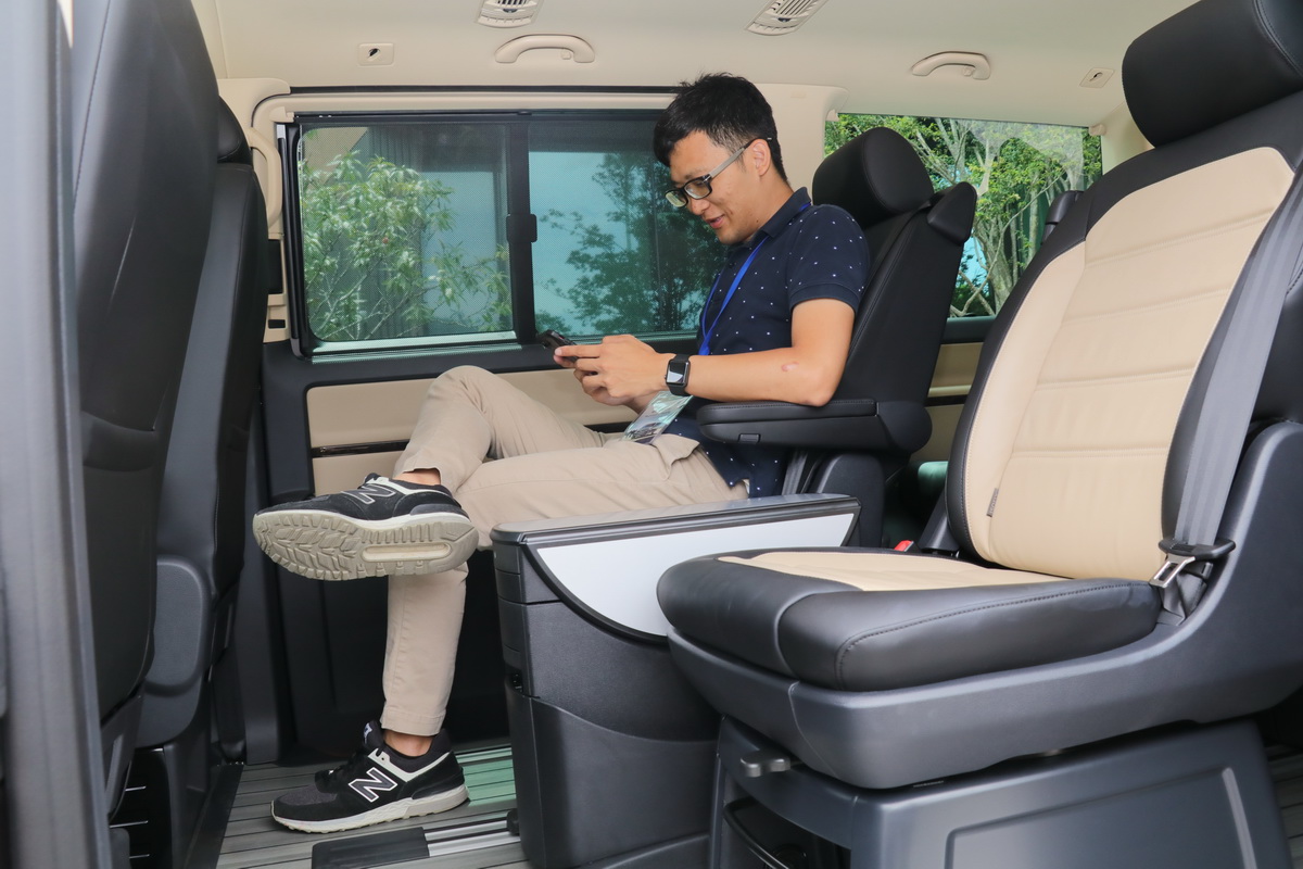 进口大众multivan精彩实拍展示,19年大众帕萨特混动试驾