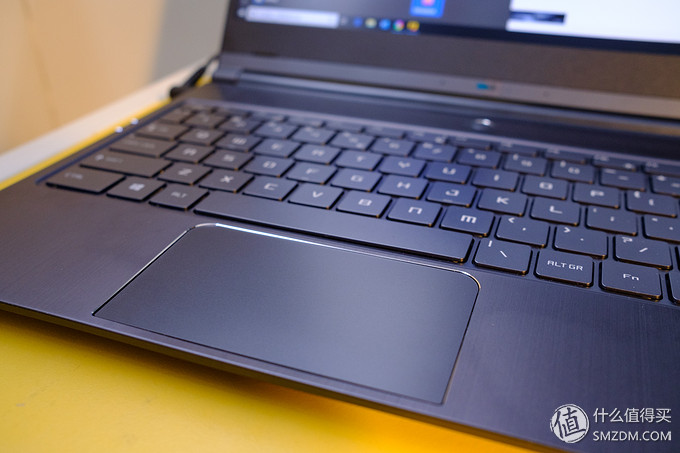 机械革命s120198gb256gssd,5000到6000i7游戏本性价比最高