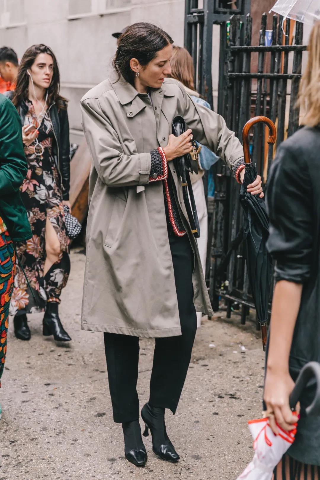 夏天奶奶裤搭配什么款式的上衣,奶奶裤穿大一码还是穿正码好看