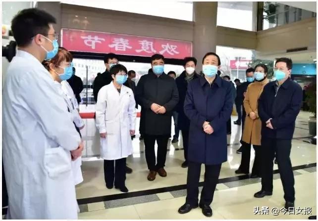 湖南首例新冠肺炎确诊病人治疗过程直击:定点收治医院女院长战疫一个月做了这些事