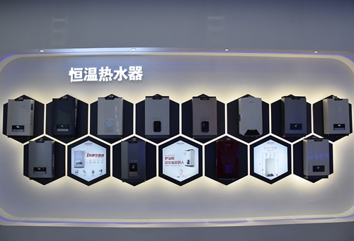 前锋应该有的技术,前锋坚持与努力