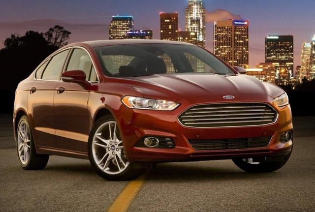 福特蒙迪欧1.5T和2.0T怎么选？车主说出用车感受，后悔没有早知道