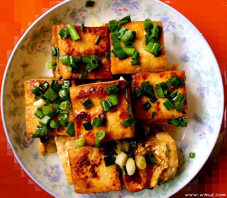 煎豆腐用老的还是嫩的,煎豆腐的家常做法带汤