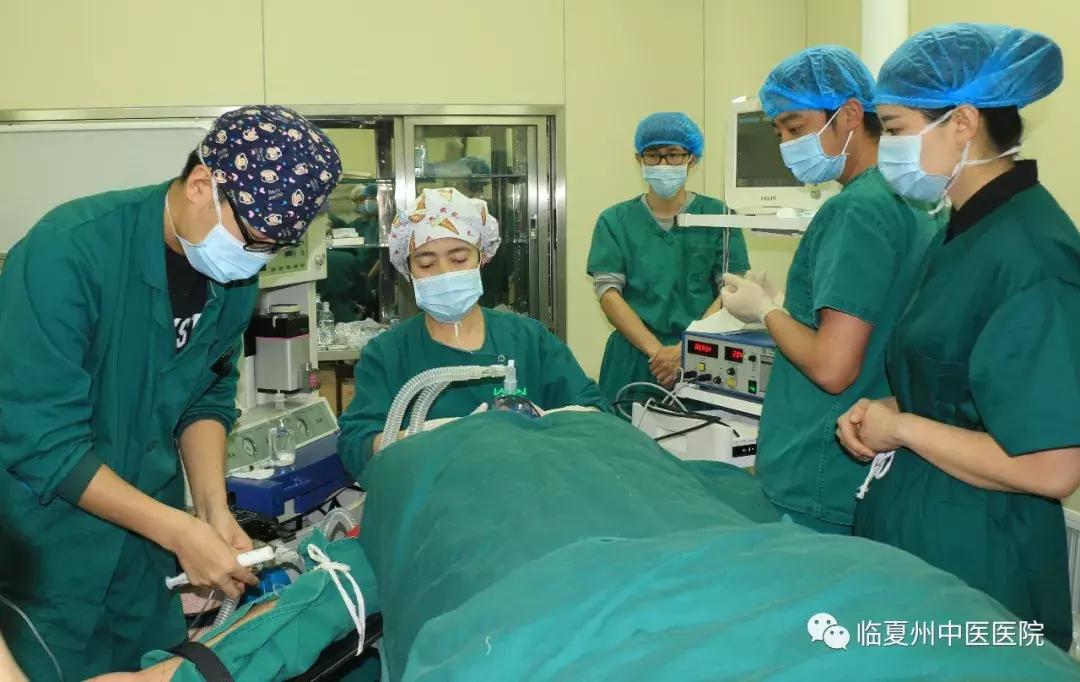 心连心,心系心,与您同在——临夏州中医院精神卫生中心首例无抽搐电休克(MECT)治疗成功开展