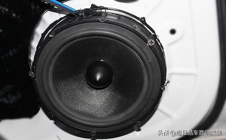 大众斯柯达音响改装9只喇叭,成都斯柯达改装