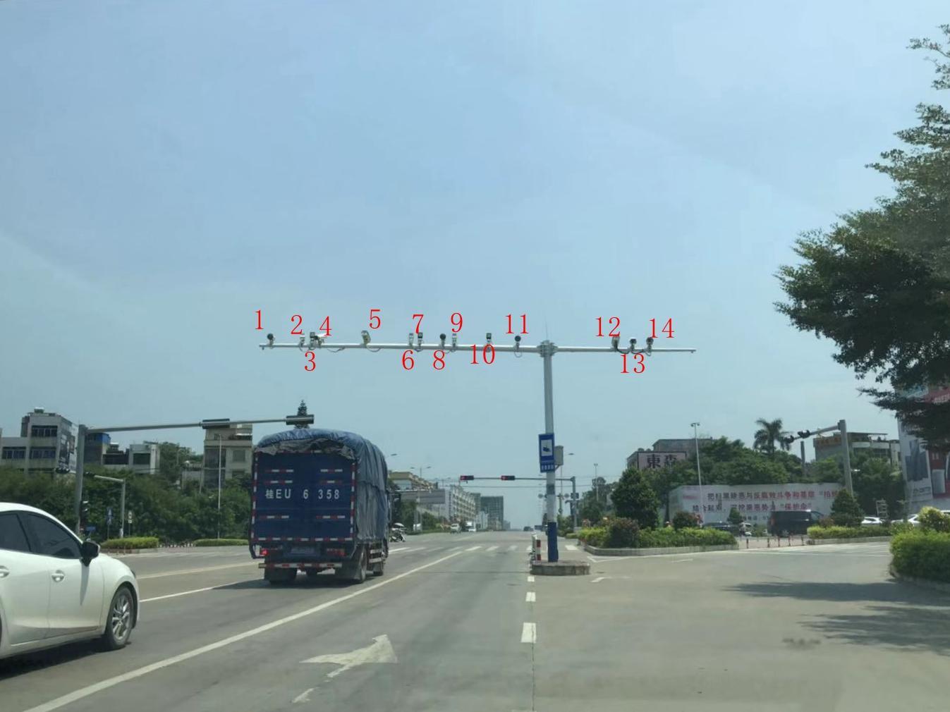 回趟合浦上百个摄像头拍下了我的微笑，实现了“明星梦”