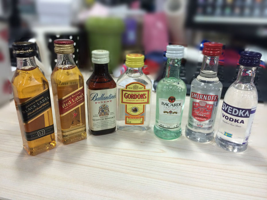 同为烈性酒为何伏特加出口全球,为什么伏特加和威士忌那么便宜