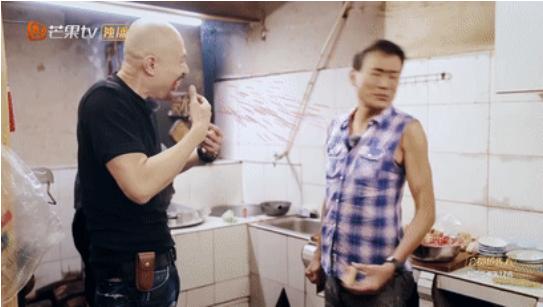 徐锦江现实生活,徐锦江年轻时