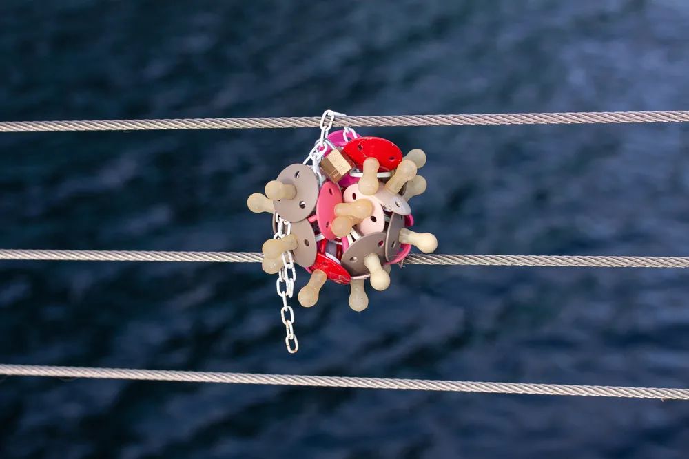 宝宝要用什么样的安抚奶嘴,宝宝应该用安抚奶嘴吗视频