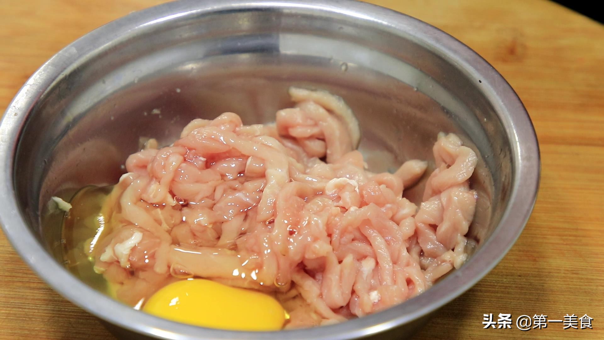 炒肉怎么炒又嫩又好看,炒肉要怎么炒才又嫩又好吃