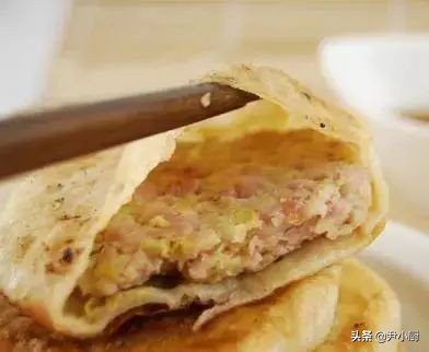 创业摆摊小吃卖什么成本低利润高,地摊生意最赚钱的小吃是什么