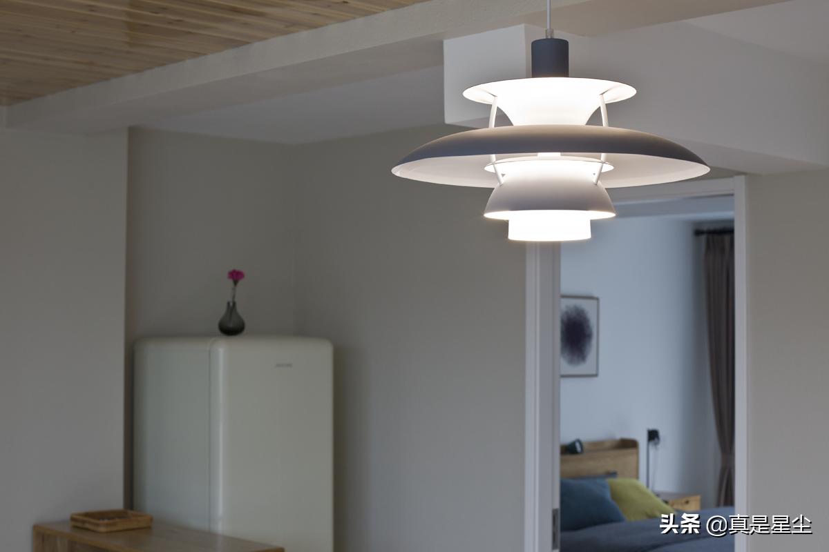 有钱买房子没钱装修的视频,没钱装一个房间的效果图