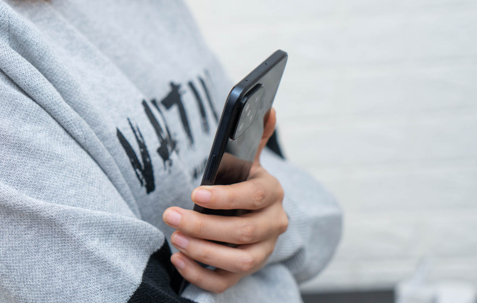 66w快充体验,荣耀66w车载快充超薄测试