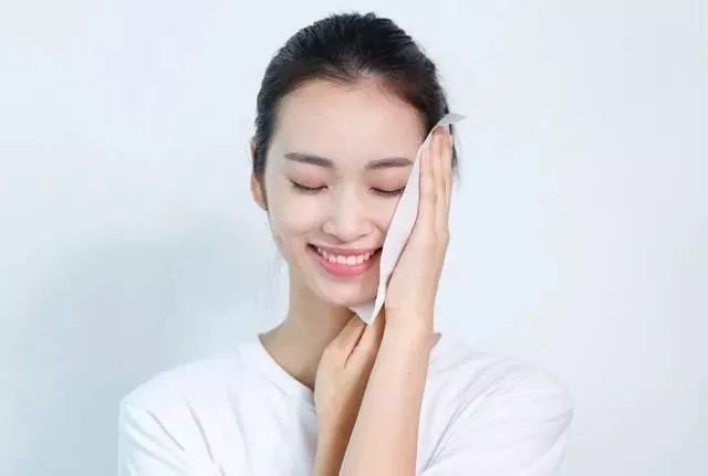 怎么去黑头最有效最方便的方法,怎么去黑头最简单实用的方法