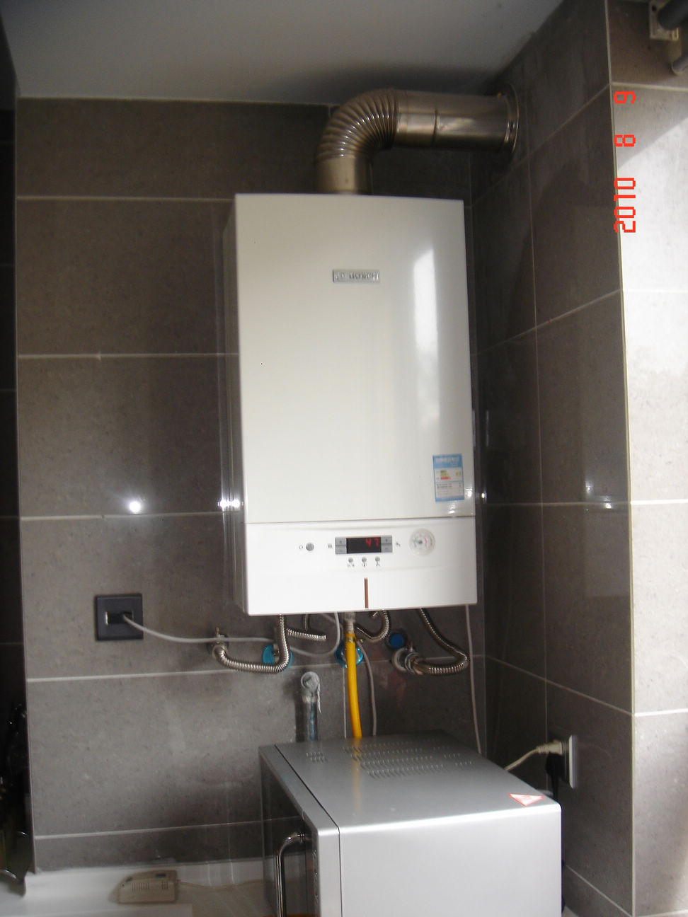 壁挂炉频繁掉压解决办法,壁挂炉老是掉压怎么回事