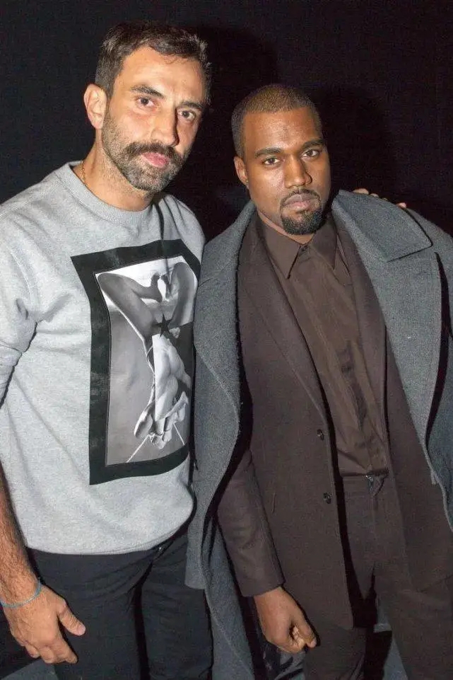 卡戴珊离婚案,卡戴珊正式申请离婚