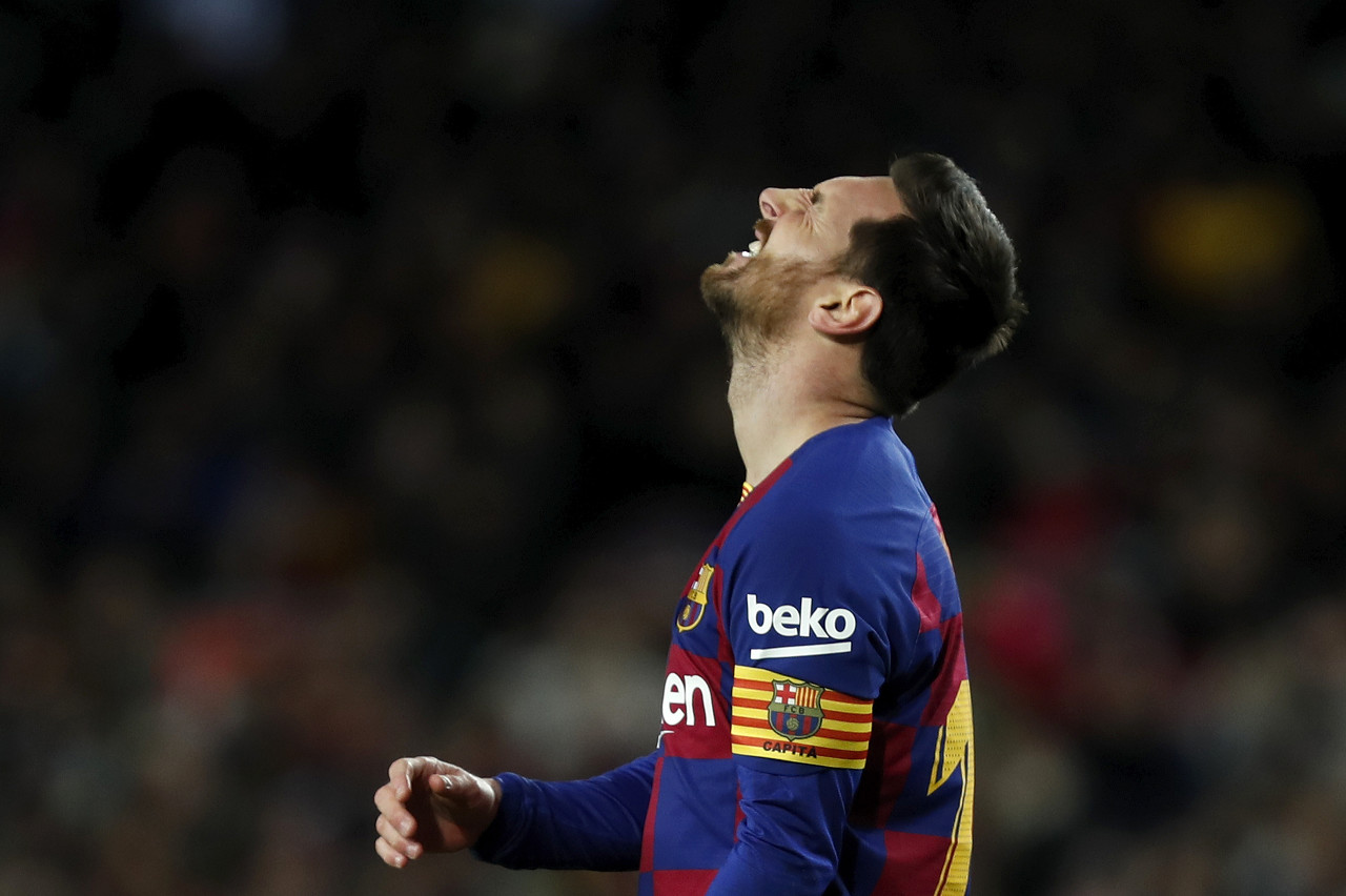 从昔日冠军到接连大比分惨败,巴萨时隔4年再度闯进欧冠8强