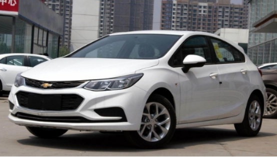 雪佛兰科鲁兹两厢车二手车,17雪佛兰科鲁兹两厢值得购买吗